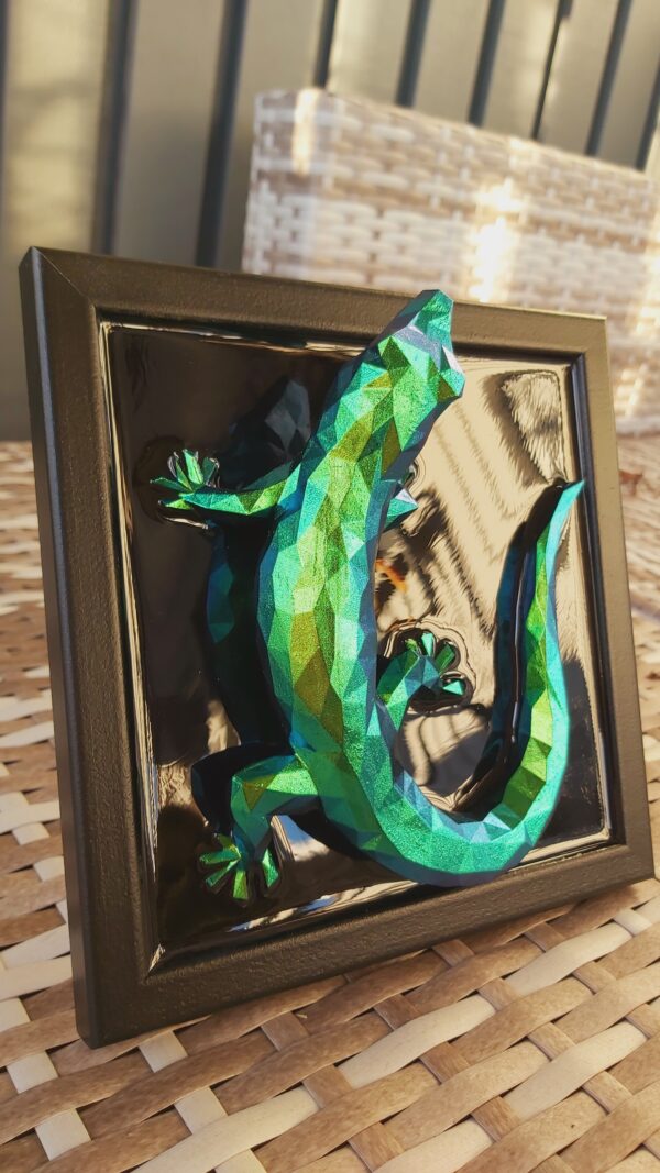 Decimated day gecko - Image 3
