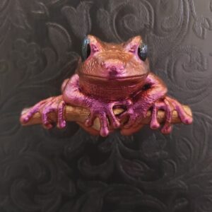 Maroon Eyed Frog Magnet
