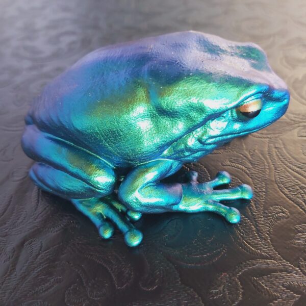 Australian Green Tree Frog Magnet - Image 3